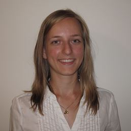 Dr Alina Biakowski
