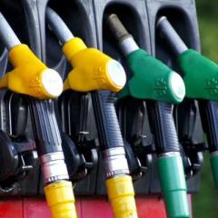 image of fuel bowser hoses
