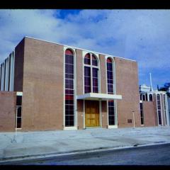 Good Shepherd Chapel (c.1969, architect: A. Ian Ferrier) in Mitchelton, Brisbane, was demolished in 2004.